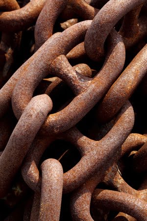 12684488 - rusty industrial iron chain